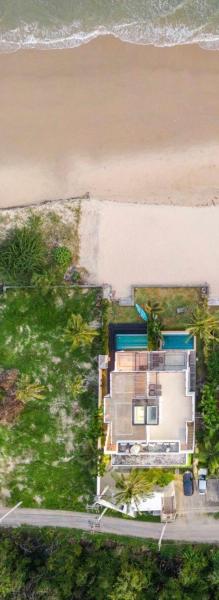 The hideaway beach front villas